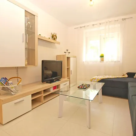 House Doris 1559
